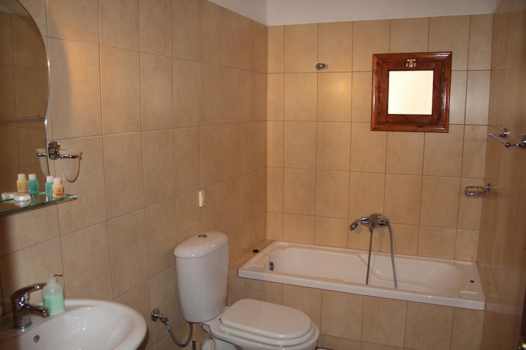 Piges Hotel غليكي الغرفة الصورة